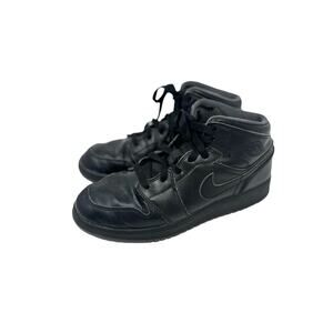 Nike Air Jordan Youth Solid Black 1 Retro Hi Sneakers Size 6